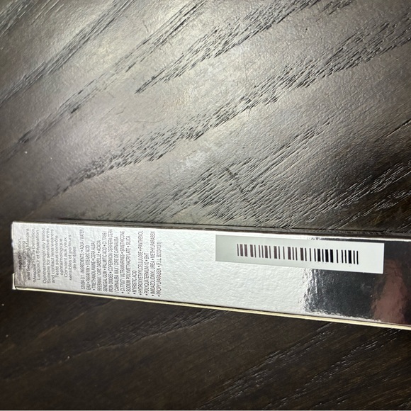 Lancôme Définicils High Definition Mascara in Black. New never used - Picture 3 of 3